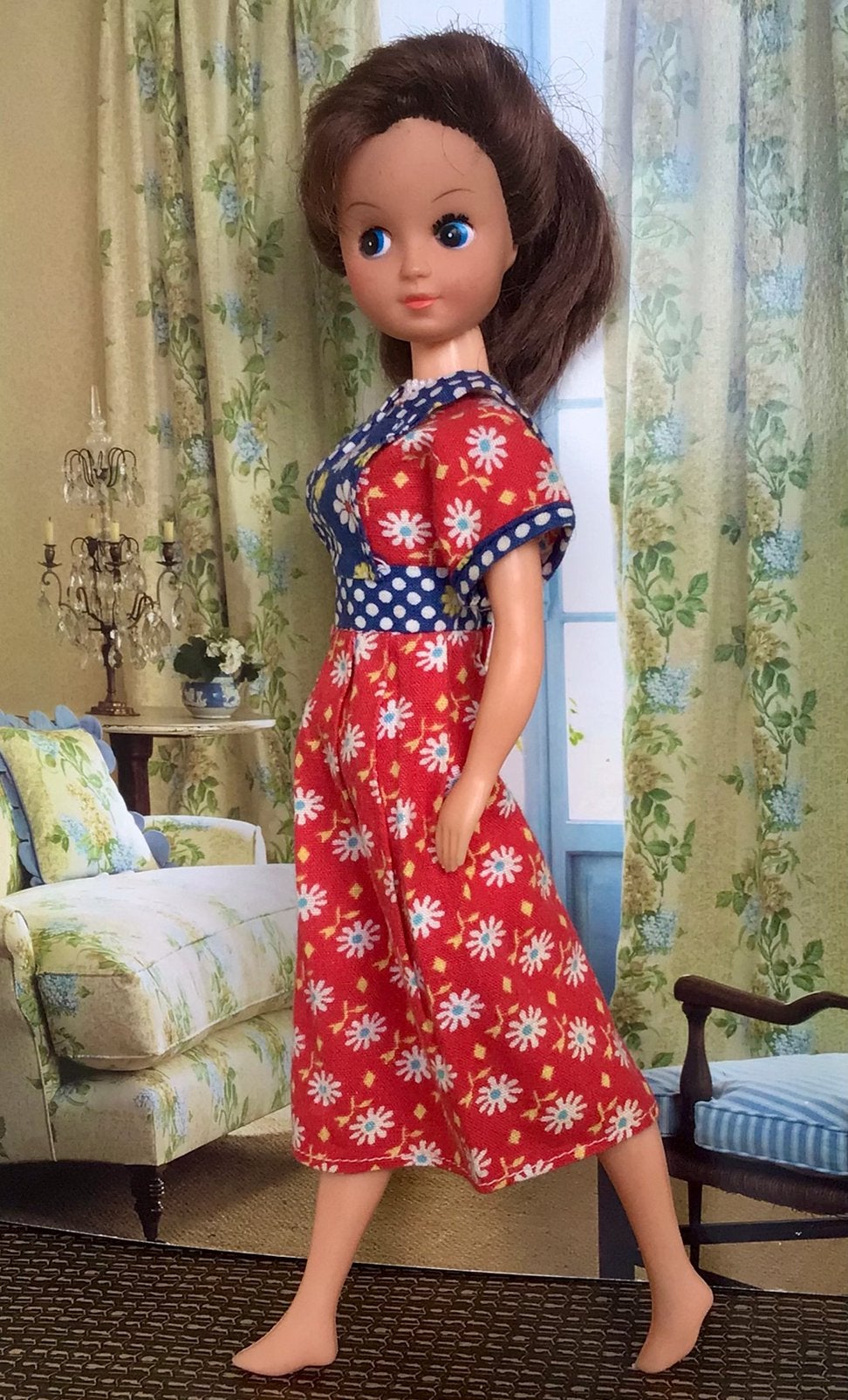 Vintage overgooierjurkje voor Fleur, Sindy, Barbie excl. pop, Ophalen of Verzenden, Gebruikt, Kleertjes