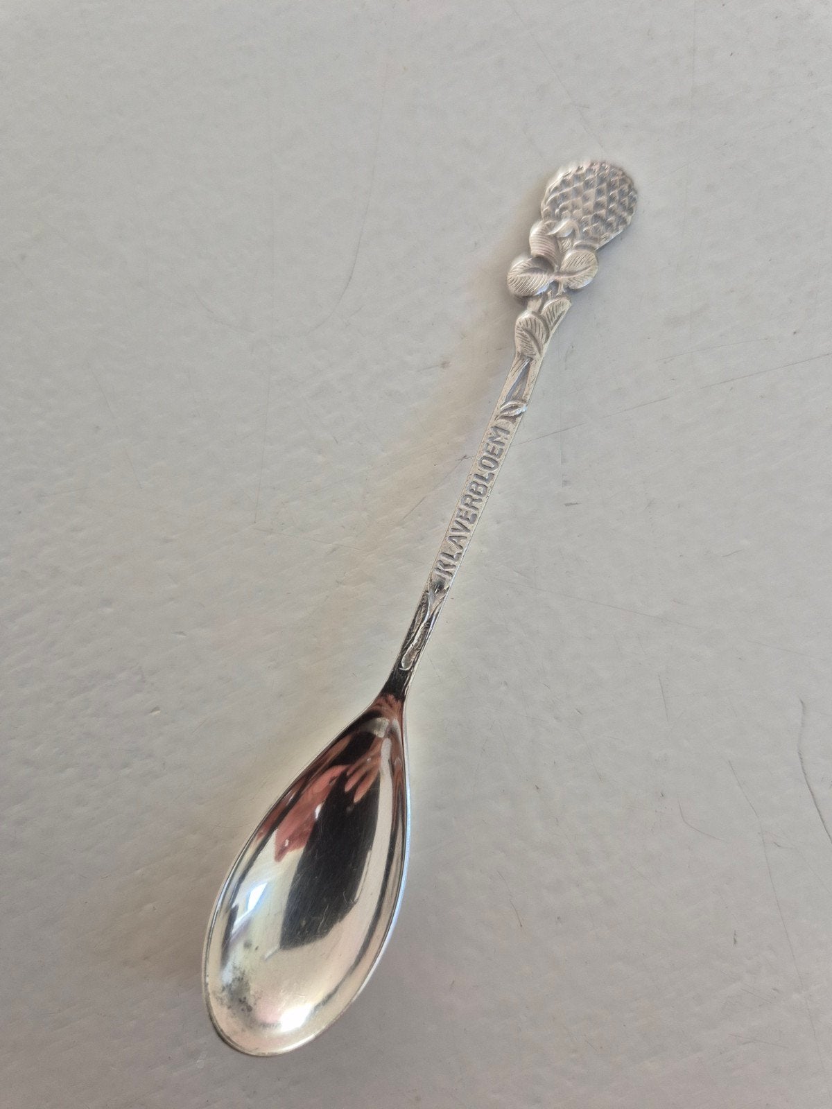 Oud verzilverd theelepeltje Klaverbloem, DE, Ophalen of Verzenden, Zilver