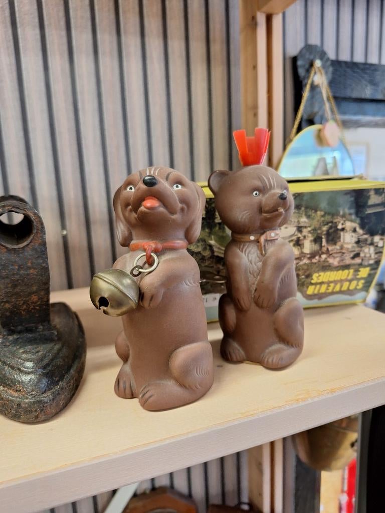 Antieke bewegende hondjes, Ophalen of Verzenden, Gebruikt