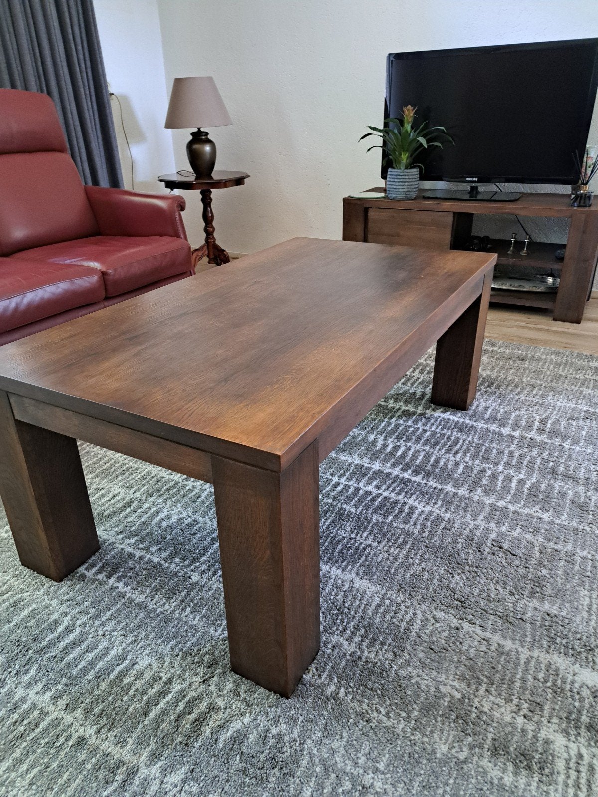 Eiken salontafel, Ophalen