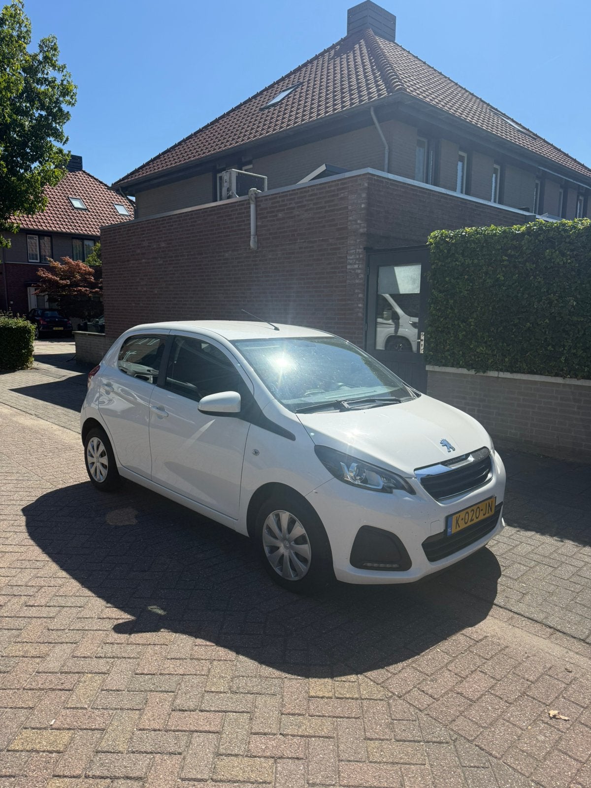 Peugeot 108 1.0 E-vti 72pk 5D 2021 Wit, Auto's, Peugeot, Stof, 4 stoelen, Wit, Origineel Nederlands