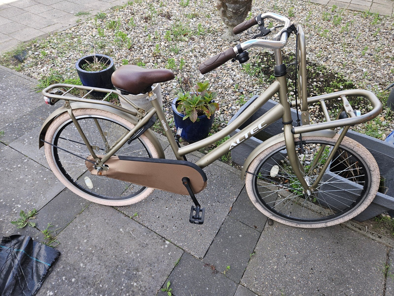 Altec Urban transportfiets  24 inc, Fietsen en Brommers, Fietsen | Meisjes, Terugtraprem, Handrem, Ophalen, Overige merken