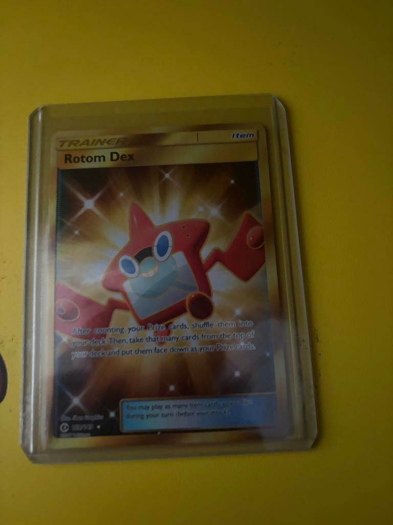 Pokémon Rotom Dex Trainer Kaart, Hobby en Vrije tijd, Verzamelkaartspellen | Pokémon, Zo goed als nieuw, Losse kaart, Ophalen of Verzenden