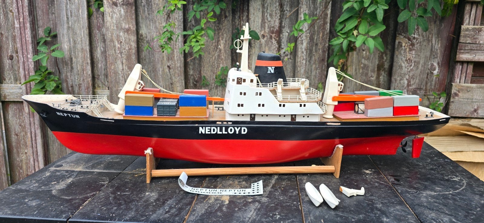 Graupner Neptun te koop, Hobby en Vrije tijd, Modelbouw | Boten en Schepen, Ophalen of Verzenden, Gebruikt, 1:50 tot 1:200, Overige merken
