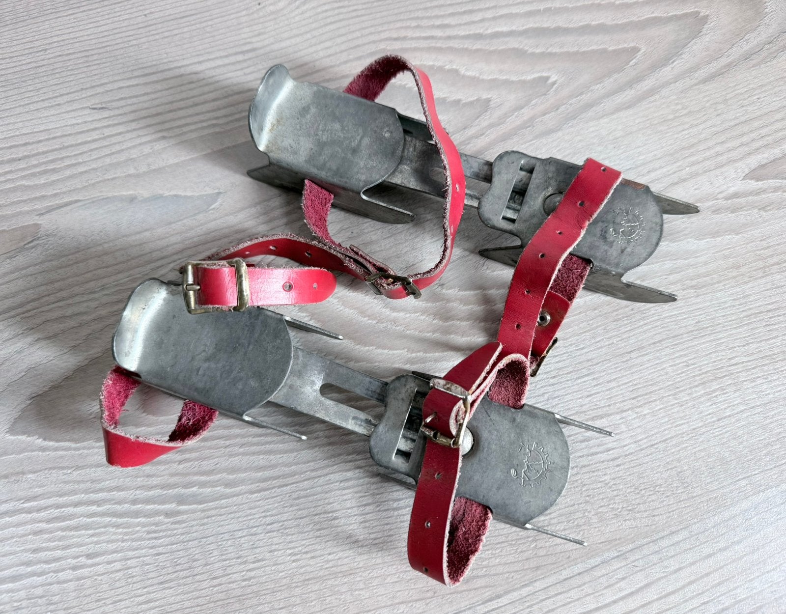 Kinder ijzertjes vintage, Ophalen of Verzenden, Zo goed als nieuw, Overige typen, Overige merken