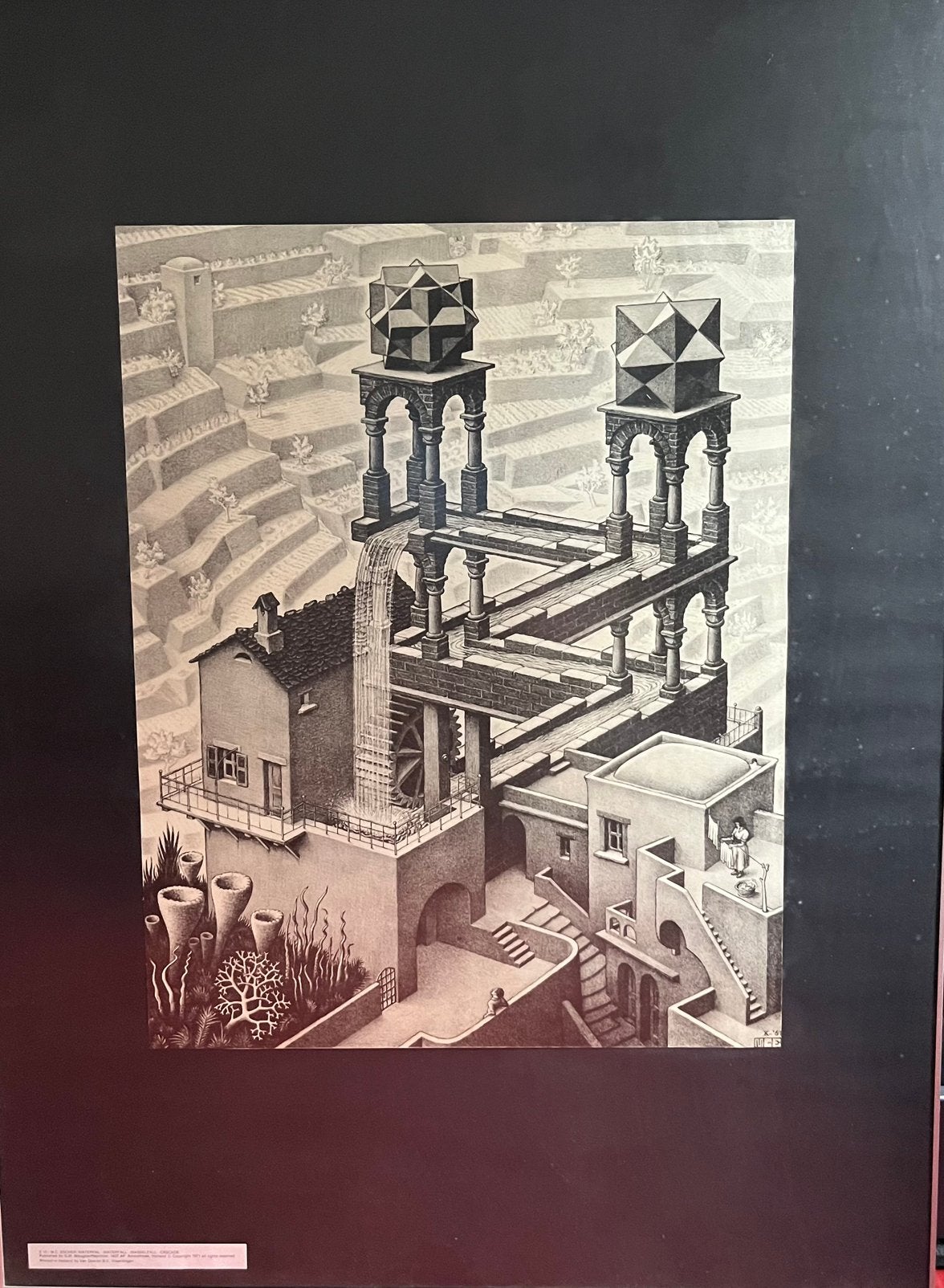 Escher - Waterval, Antiek en Kunst, Ophalen, Tekening, Pentekening, Achter glas