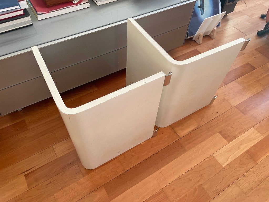 Auping Auronde bedtafel aanhaaktafel nachtkastje, Gebruikt, Minder dan 45 cm, Ophalen of Verzenden, Minder dan 55 cm