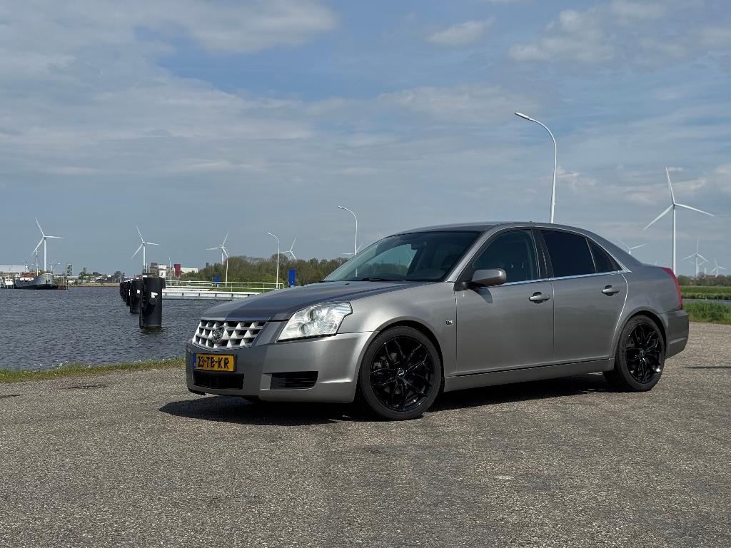 Cadillac BLS 2.0 T AUT 2006 Grijs | 200PK, 1998 cc, Zwart, 4 cilinders, Particulier