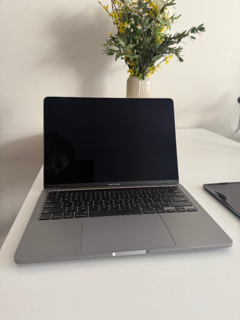 Apple MacBook Pro 13" 2020 — 16GB RAM / 500GB SSD / i5, 2 tot 3 Ghz, Qwerty, 13 inch, 512 GB