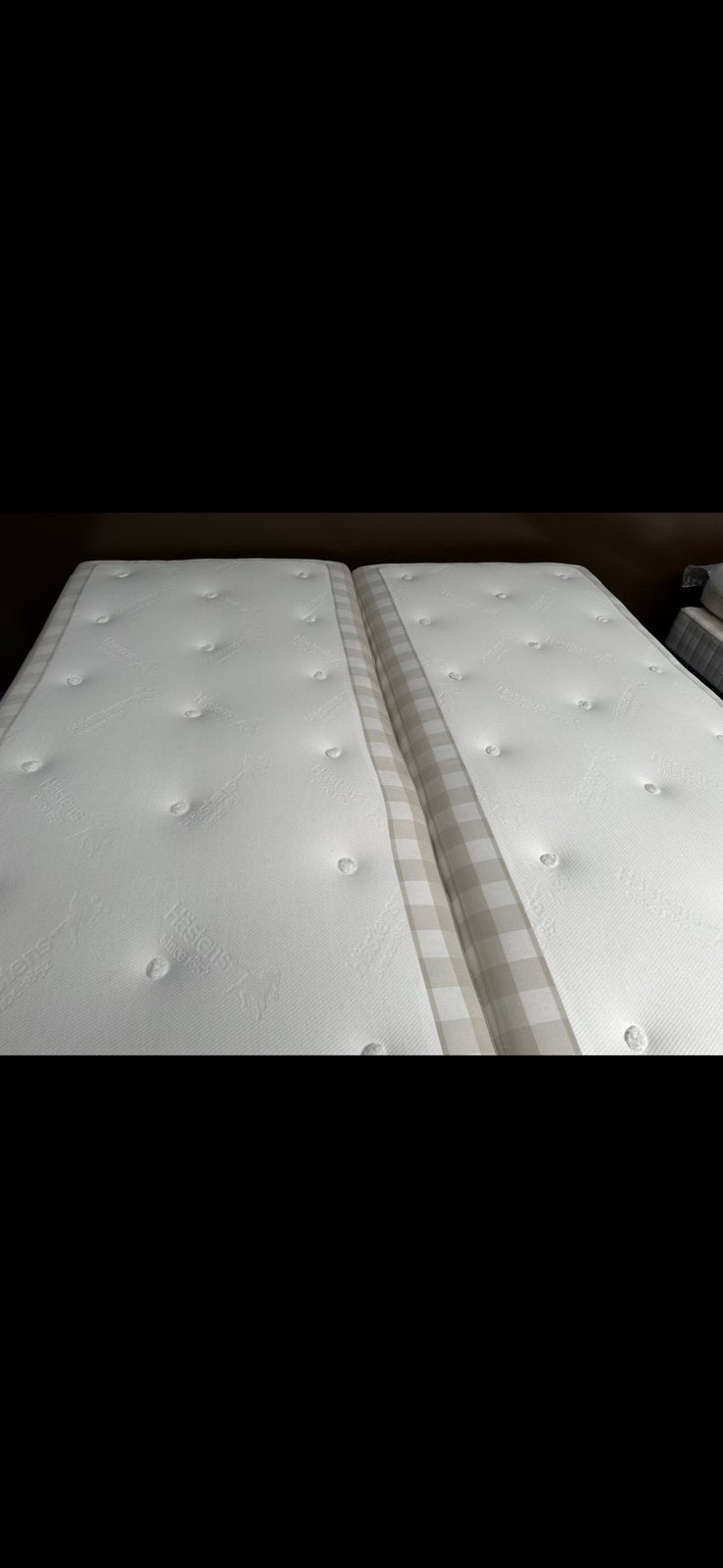 Hästens Elektrische Boxspring 210x210cm – met Enorme Korting, 210 cm, Tweepersoons, Ophalen of Verzenden, Zo goed als nieuw