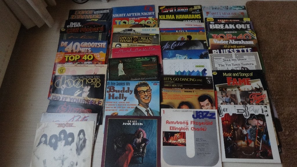 69 lps: Div.pop/nederlands/disco/rock/hardrock/Jazz/country, LP, Gebruikt, Fotohoes, 12 inch