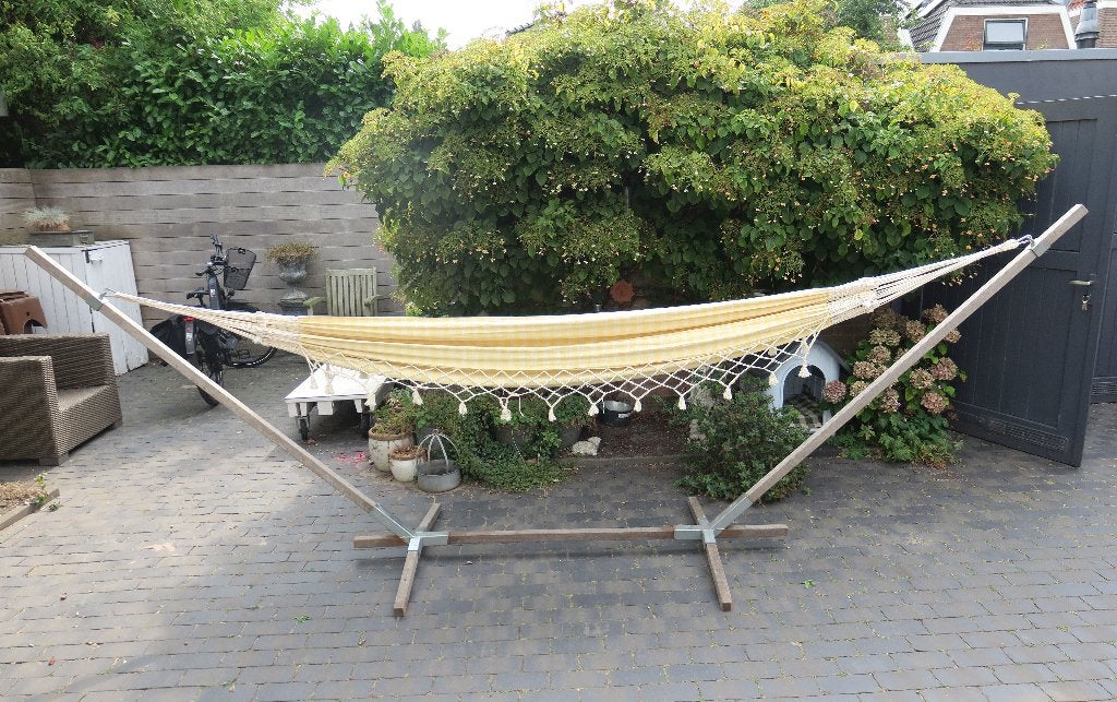 hangmat met 470cm hardhouten hangmathouder zeer goede staat, Opvouwbaar, Gebruikt, Meerpersoons, Ophalen of Verzenden