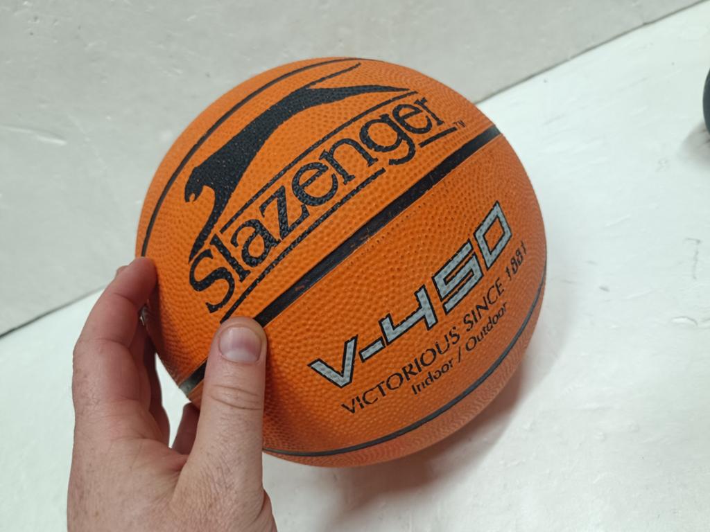 Slazenger v450 basketbal size 7 basketball, Gebruikt, Bal, Ophalen of Verzenden