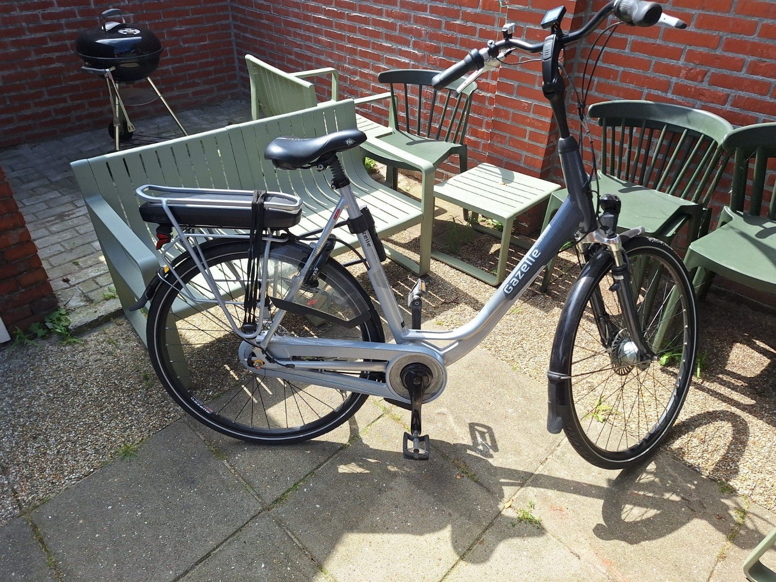 Gazelle elektrische fiets met oplader, Ophalen, Zo goed als nieuw, 55 tot 59 cm, Gazelle