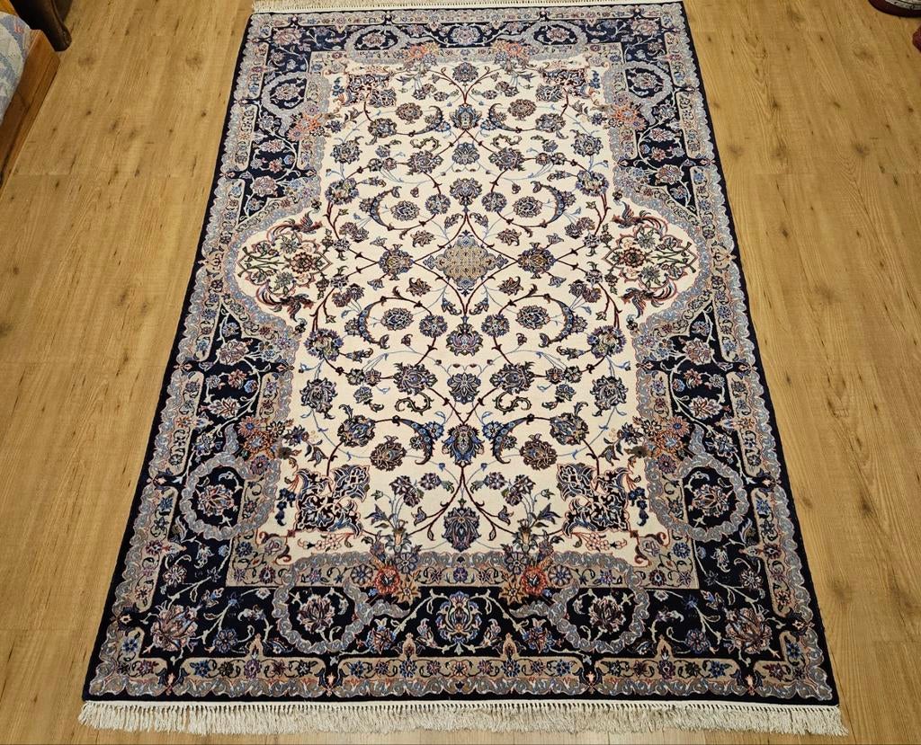 Vintage handgeknoopt perzisch tapijt isfahan 247x159