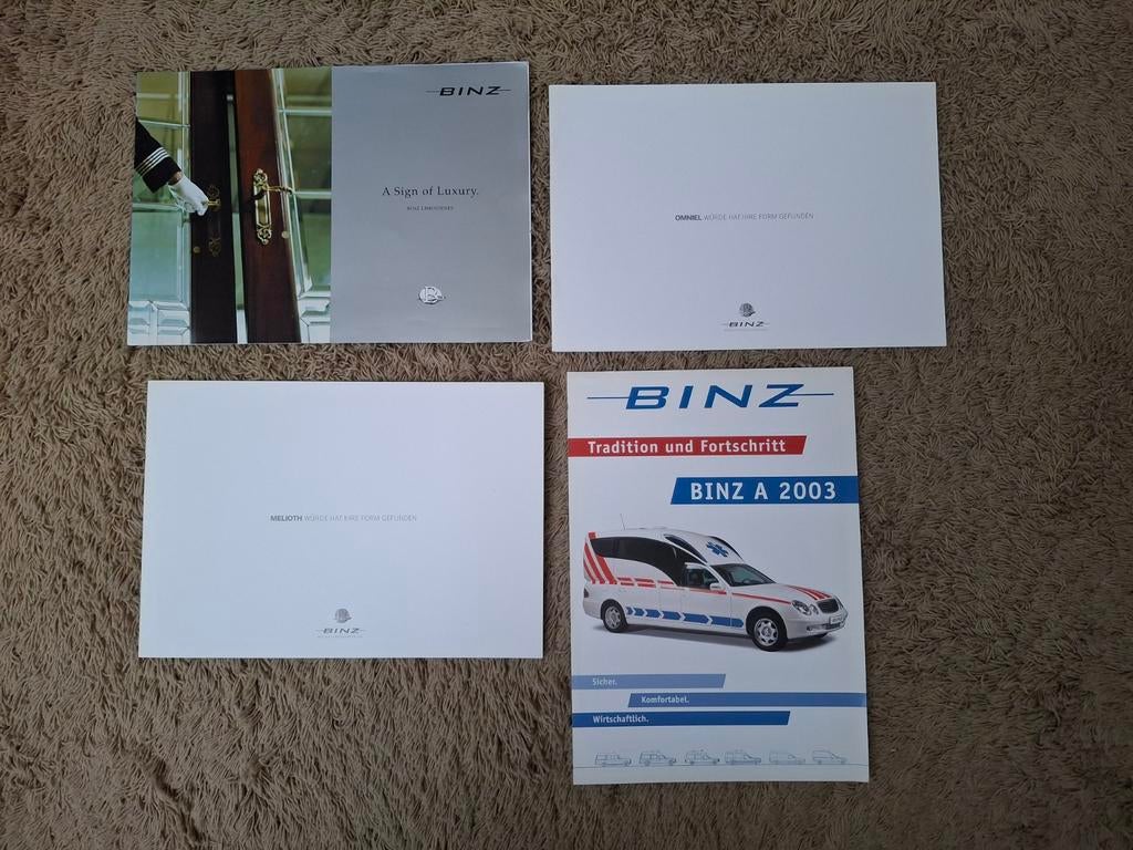 Lot autofolders Binz begrafenisauto's/ambulance, Verzenden, Gelezen, Overige merken
