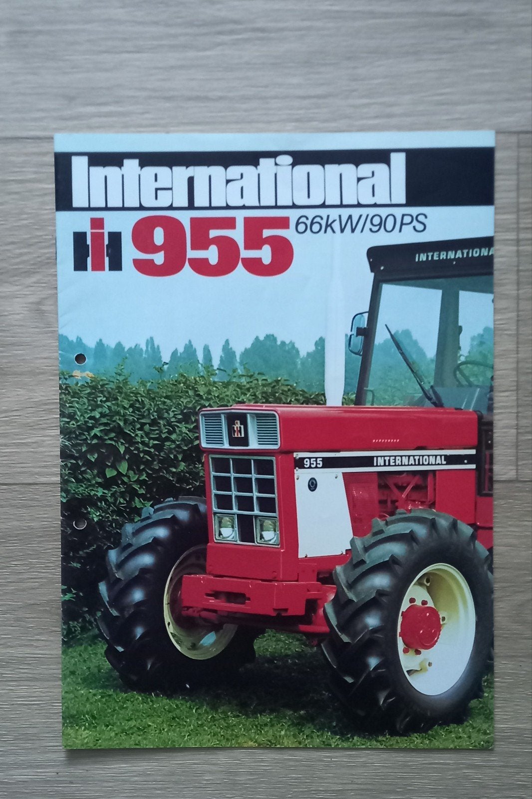 IH 6 : INTERNATIONAL 955, Boeken, Catalogussen en Folders, Ophalen of Verzenden, Zo goed als nieuw