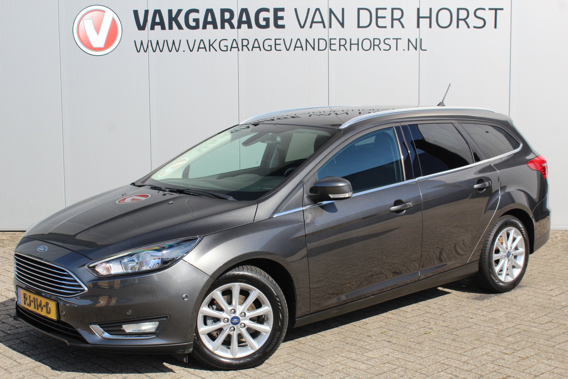 Ford FOCUS Wagon 1.0-125pk Titanium. Zeer nette, praktische, Auto's, 12 maanden, Stof, Gebruikt, Euro 6