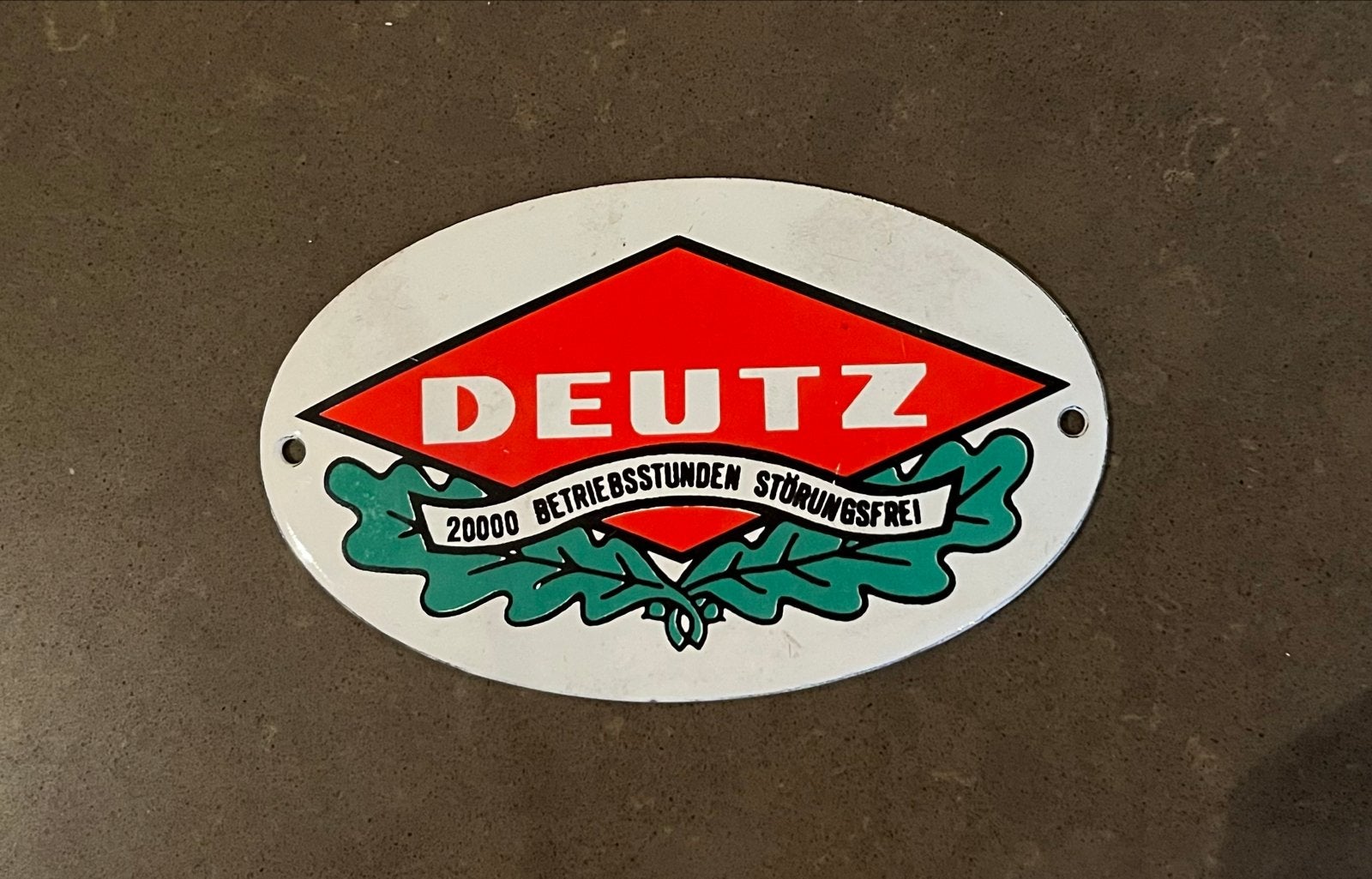 Fraai geëmailleerd origineel Deutz tractor schildje, Ophalen of Verzenden