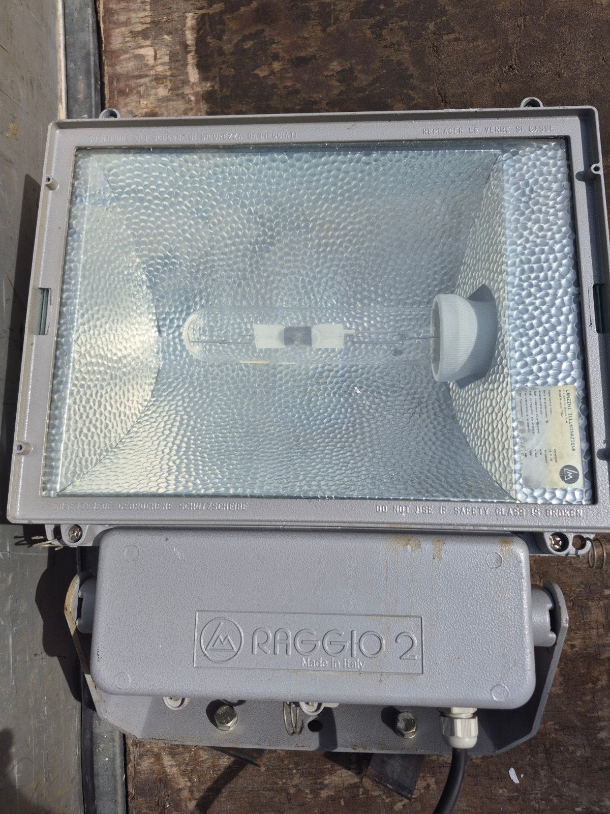 Raggio 2 Buitenlamp / Bouwlamp met Philips Master Lamp, Ophalen, Gebruikt, 200 tot 500 watt, Lamp met armatuur