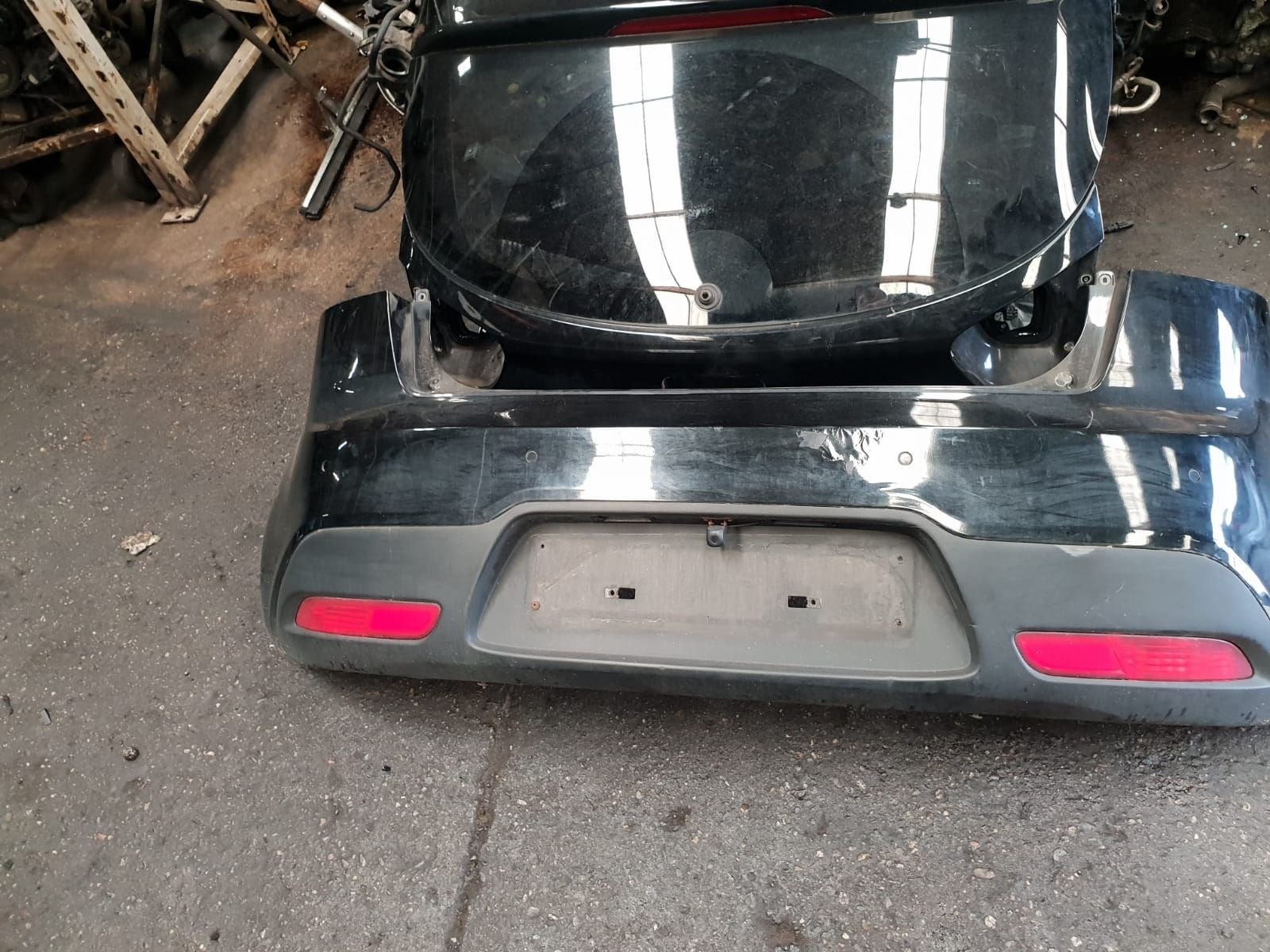KIA RIO ACHTERBUMPER +SENSOREN  BJ 2012, Auto-onderdelen, -, -, Ophalen of Verzenden, Achter