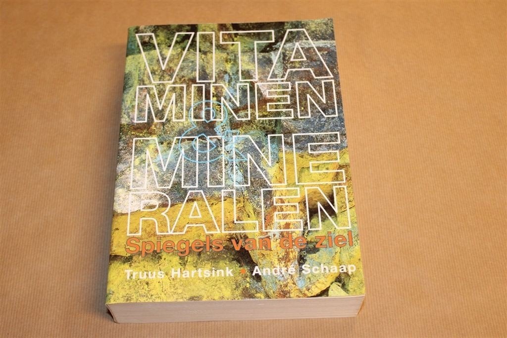 Vitaminen en Mineralen — Spiegels van de Ziel Deel 1, Ophalen of Verzenden, Gelezen