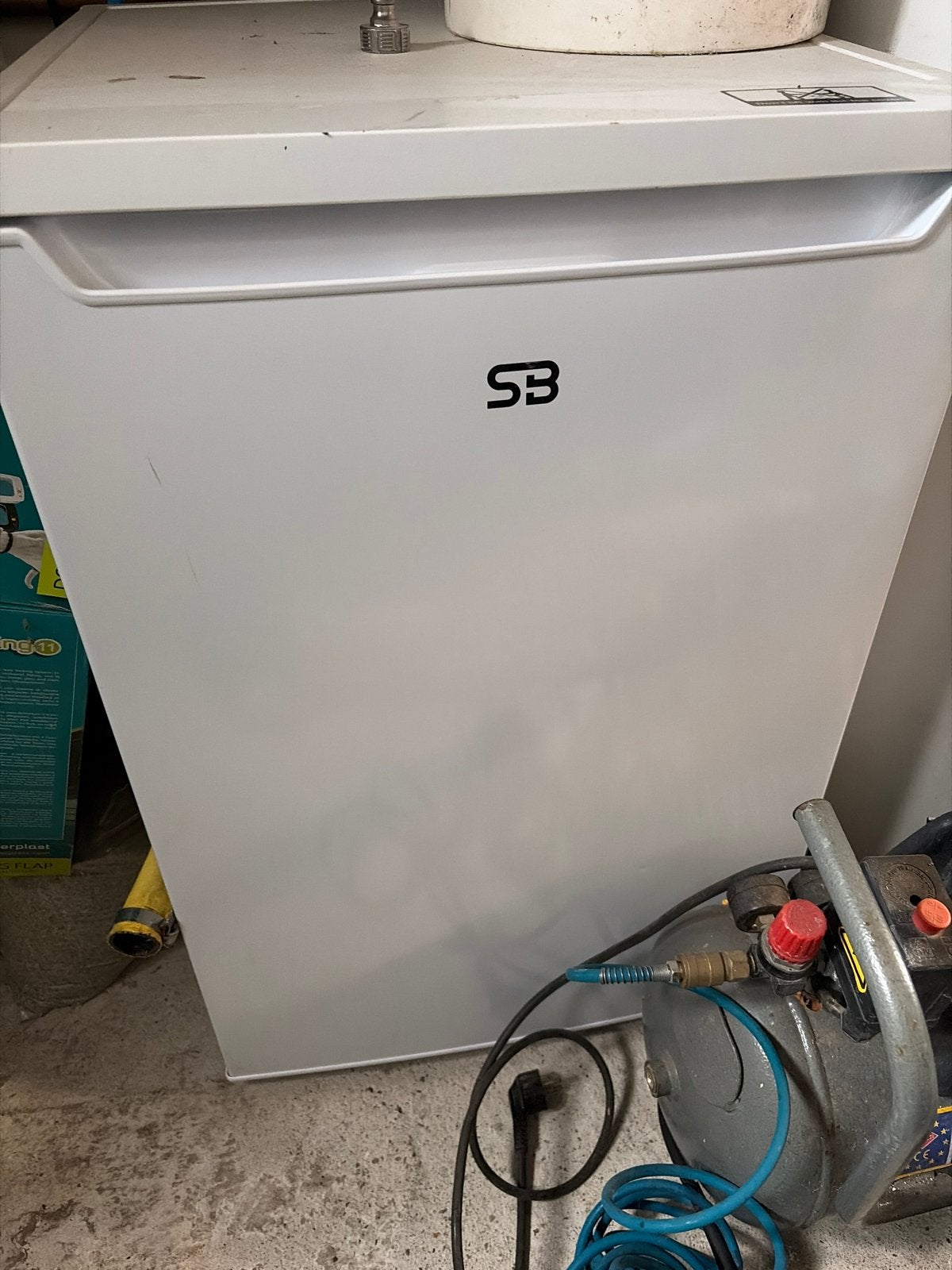 Nieuwe SB4338 tafelmodel koelkast – ongebruikt, Ophalen, Zo goed als nieuw, 45 tot 60 cm, Met vriesvak