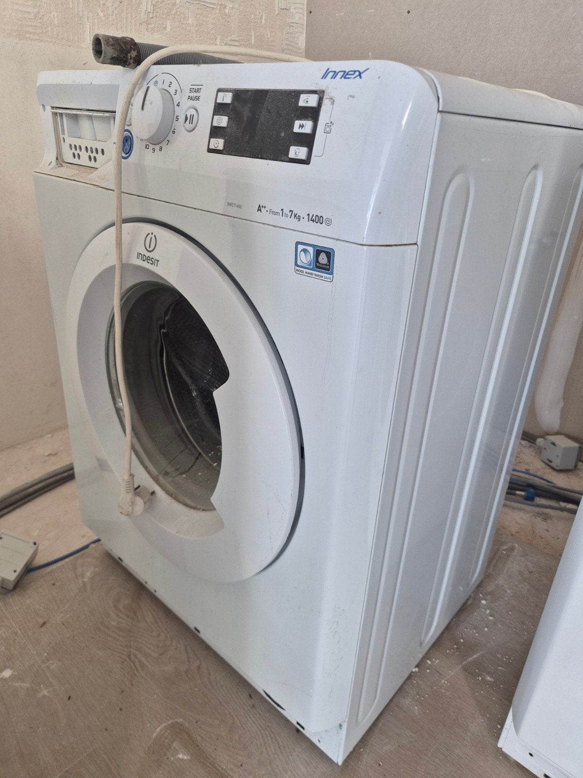 Wasmachine (defect) gratis, Witgoed en Apparatuur, Wasmachines, Niet werkend, 1200 tot 1600 toeren, Ophalen of Verzenden