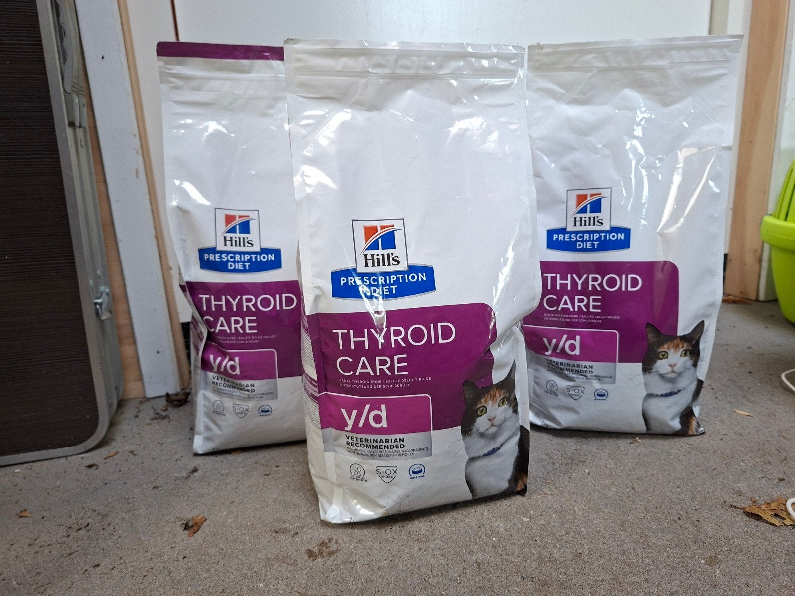 Hills speciaal kattenvoer thyroid care y/d 9 kg., Dieren en Toebehoren, Ophalen, Zo goed als nieuw