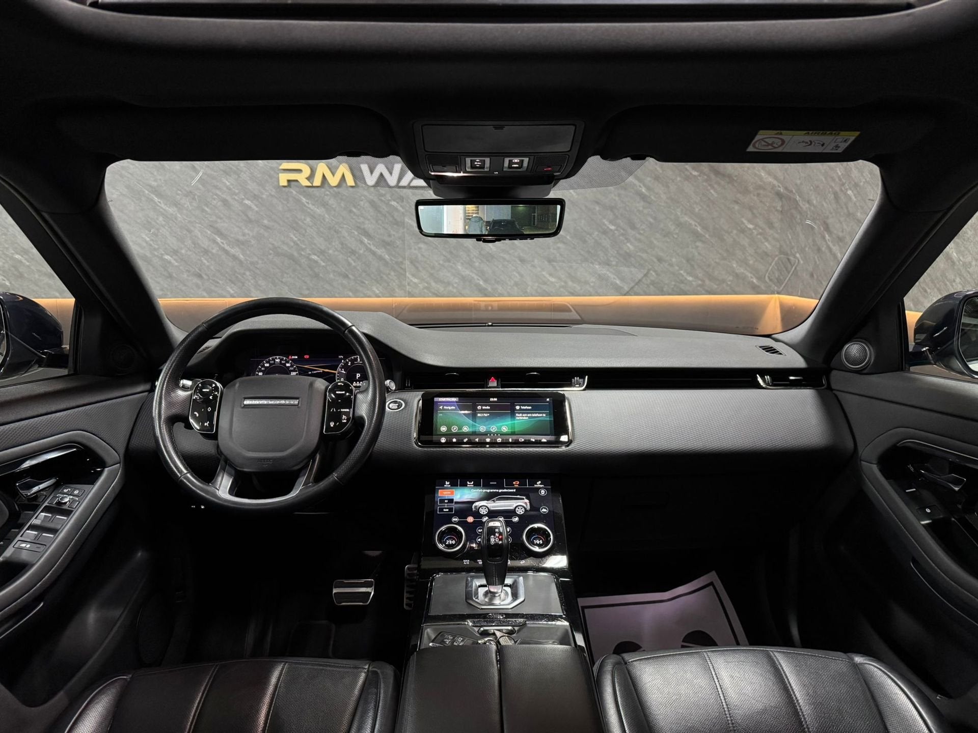 Land Rover RANGE ROVER EVOQUE 1.5 P300e AWD R-Dynamic SE|PAN, Auto's, Land Rover, Euro 6, Parkeersensor, Bedrijf, Vierwielaandrijving
