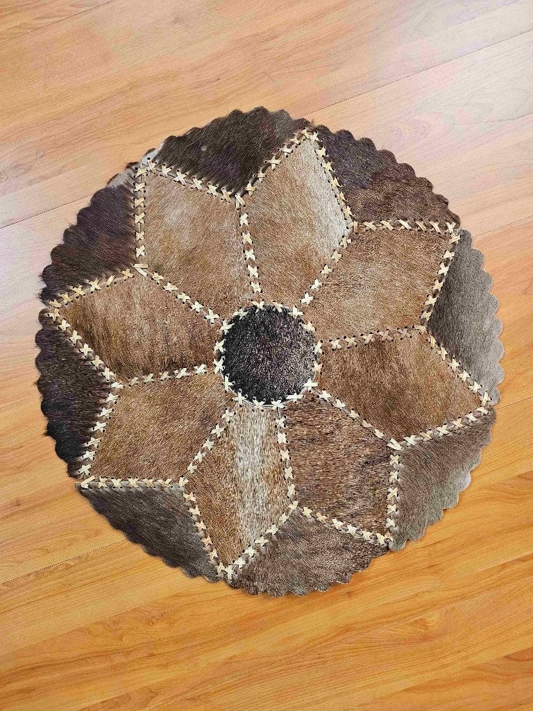 Rond huiden kleedje 53/53 cm, Gebruikt, 50 tot 100 cm, Etten-Leur, Rond