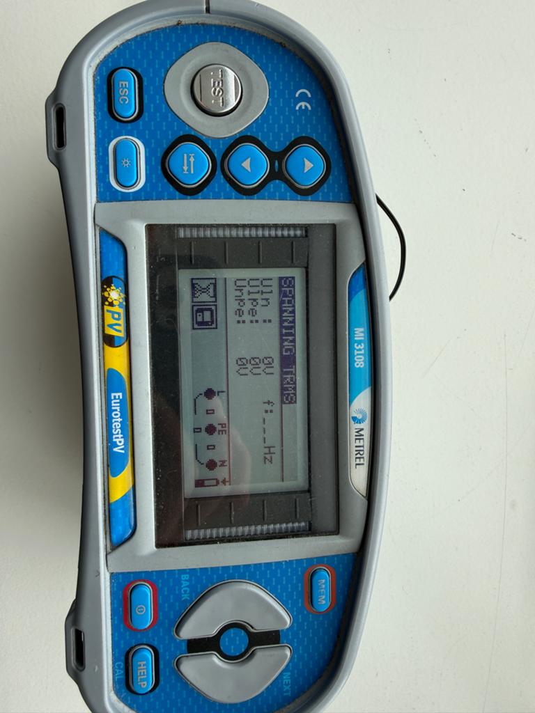 Metrel EurotestPV MI 3108 ST PV-installatie tester, Doe-het-zelf en Verbouw, Meetapparatuur, Ophalen, Gebruikt, Elektriciteit