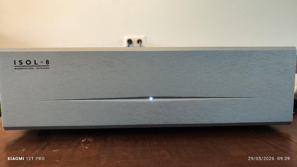 Isol-8 Substation Integra Power Conditioner, Audio, Tv en Foto, Ophalen of Verzenden, Zo goed als nieuw, Audio
