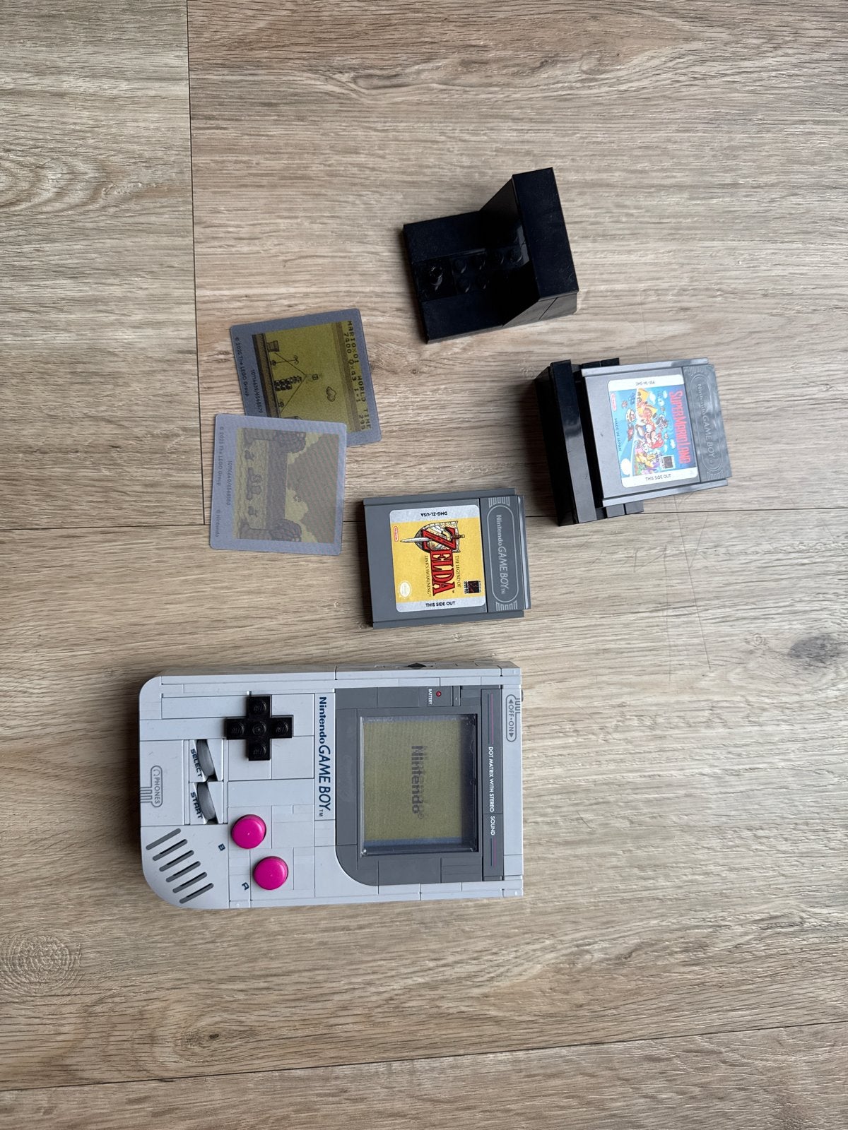 LEGO Nintendo Game Boy Classic met games en standaard, Spelcomputers en Games, Ophalen, Zo goed als nieuw, Game Boy Classic, Met games