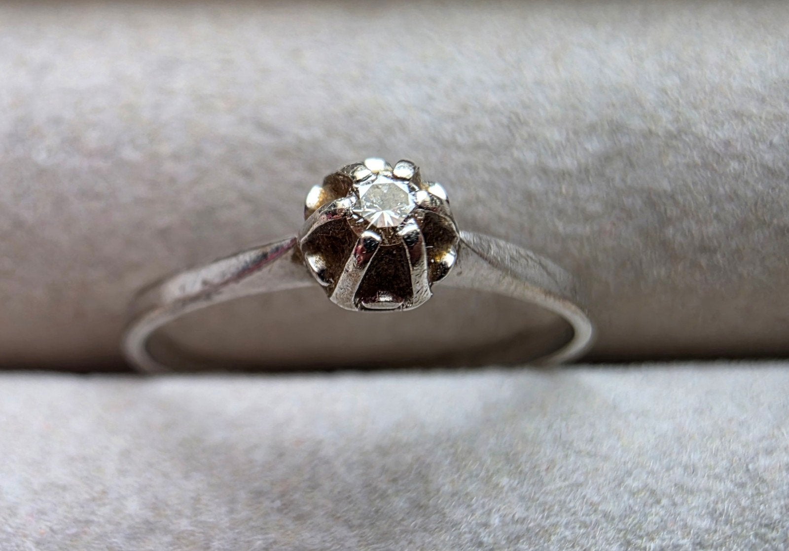 Damesring witgoud, Sieraden, Tassen en Uiterlijk, Ringen, Verzenden, Wit, Zo goed als nieuw, Dame