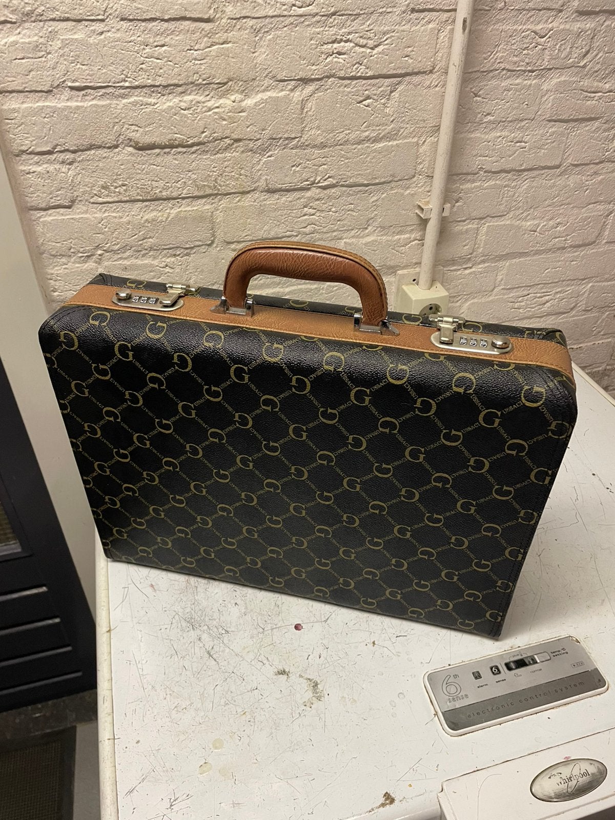 GUSSACI LAPTOP KOFFER, Slot, Ophalen of Verzenden, Zo goed als nieuw, Minder dan 50 cm