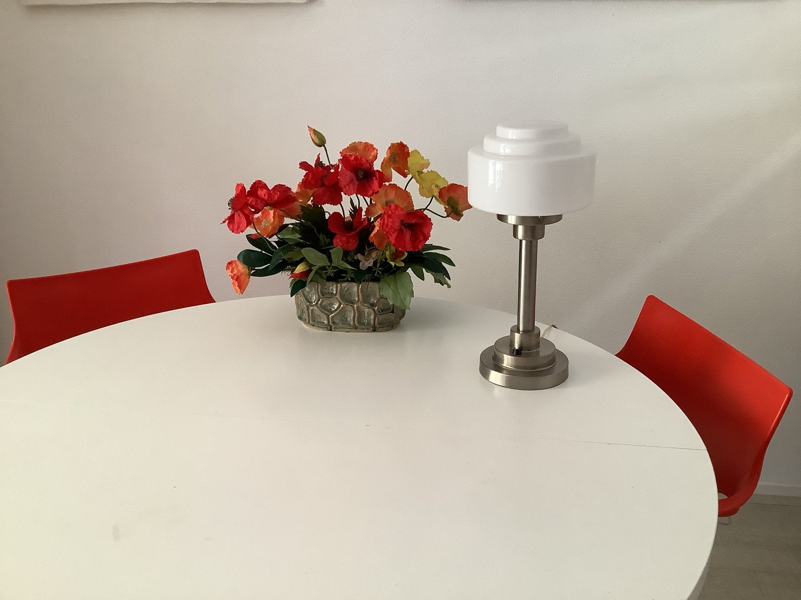 Art-Deco Tafel- of Bureaulamp met Opale Glazen Kap, Ophalen of Verzenden