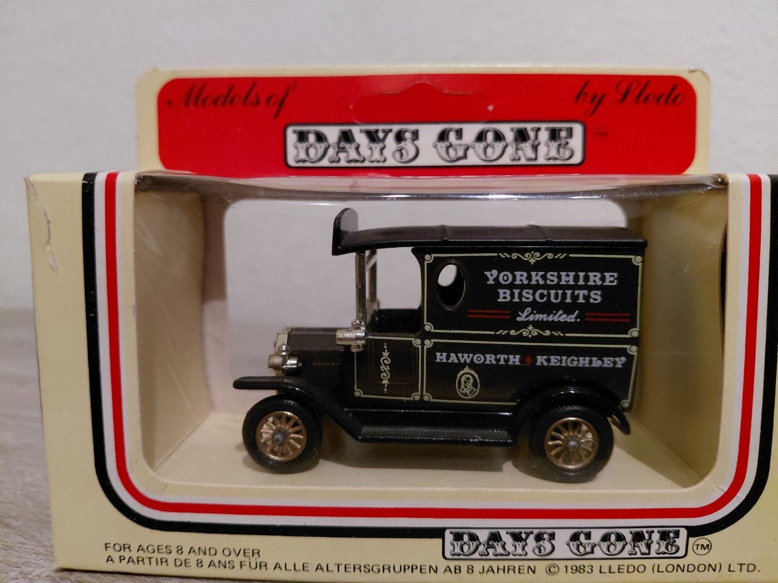 'Yorkshire Biscuits Ltd' Ford T bestelwagen, Verzenden, Nieuw, Groter dan 1:32, Overige merken