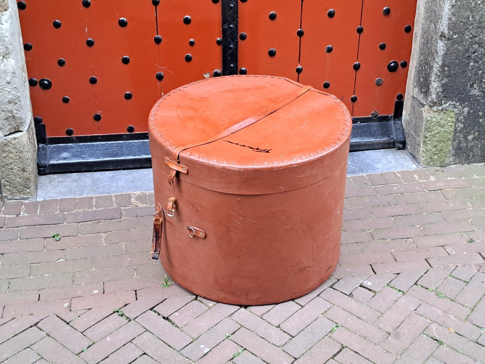 Retro koffer voor grote trom, bassdrum, Ophalen, Gebruikt, Percussie