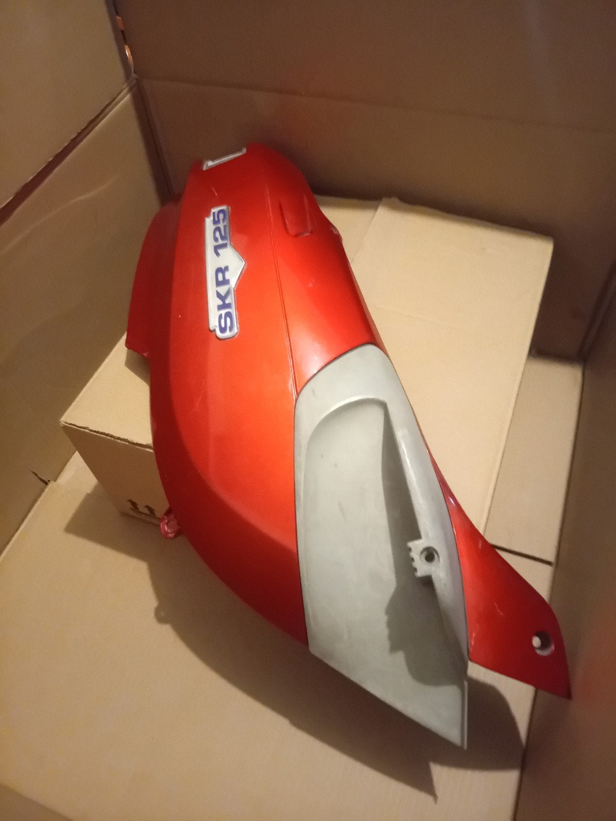 Piaggio SKR 125 kap rood, Fietsen en Brommers, Ophalen of Verzenden, Gebruikt, Kap, Piaggio