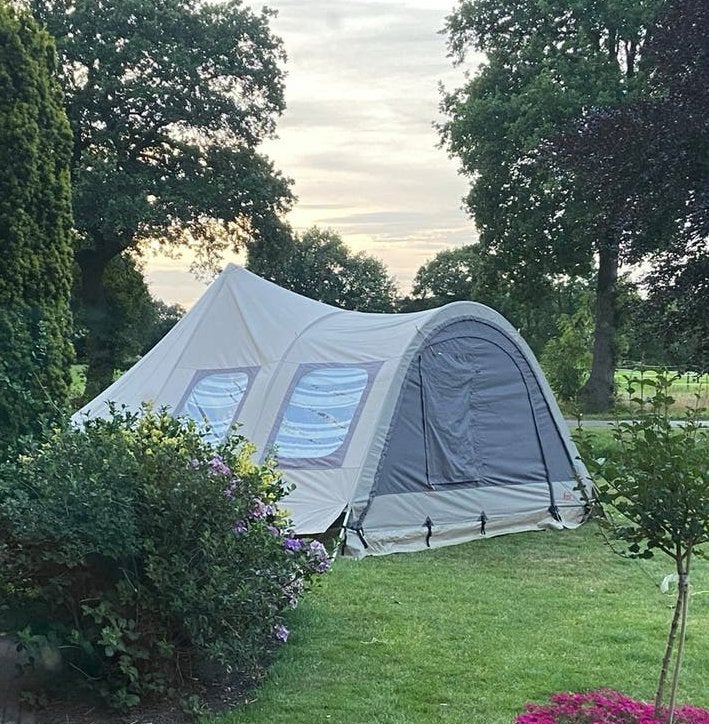 Redwood Maclura 390 tunneltent - Zo goed als nieuw, Ophalen, Zo goed als nieuw, Tot en met 4