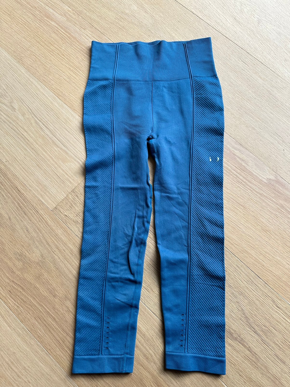 Blauw driekwarts legging S, Kleding | Dames, Leggings, Maillots en Panty's, Legging, Maat 36/38 (S), Blauw, Ophalen of Verzenden