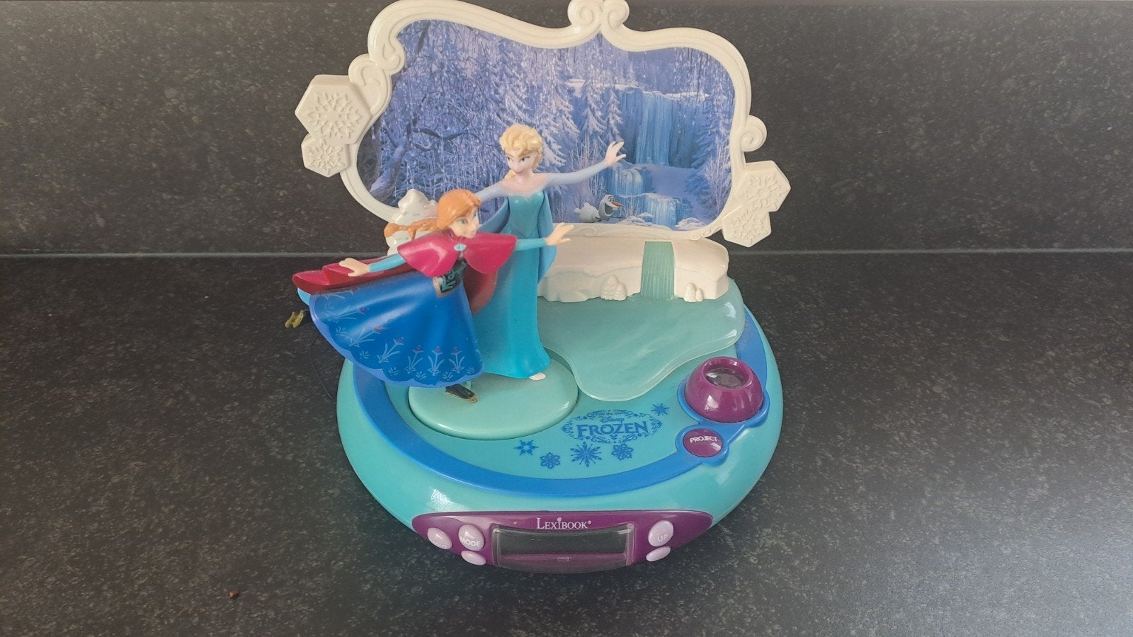 Disney Frozen wekker, Ophalen