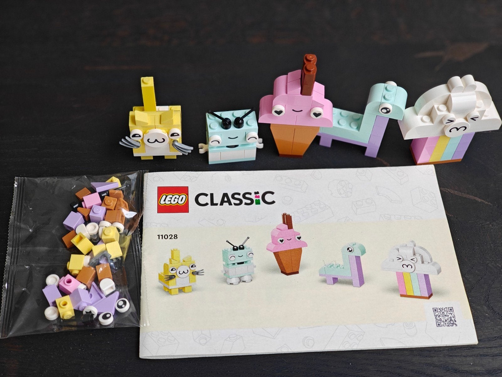 LEGO Classic 11028 Creatief Fantasieplezier, Overige thema's, Lego, Compleet, Ophalen of Verzenden