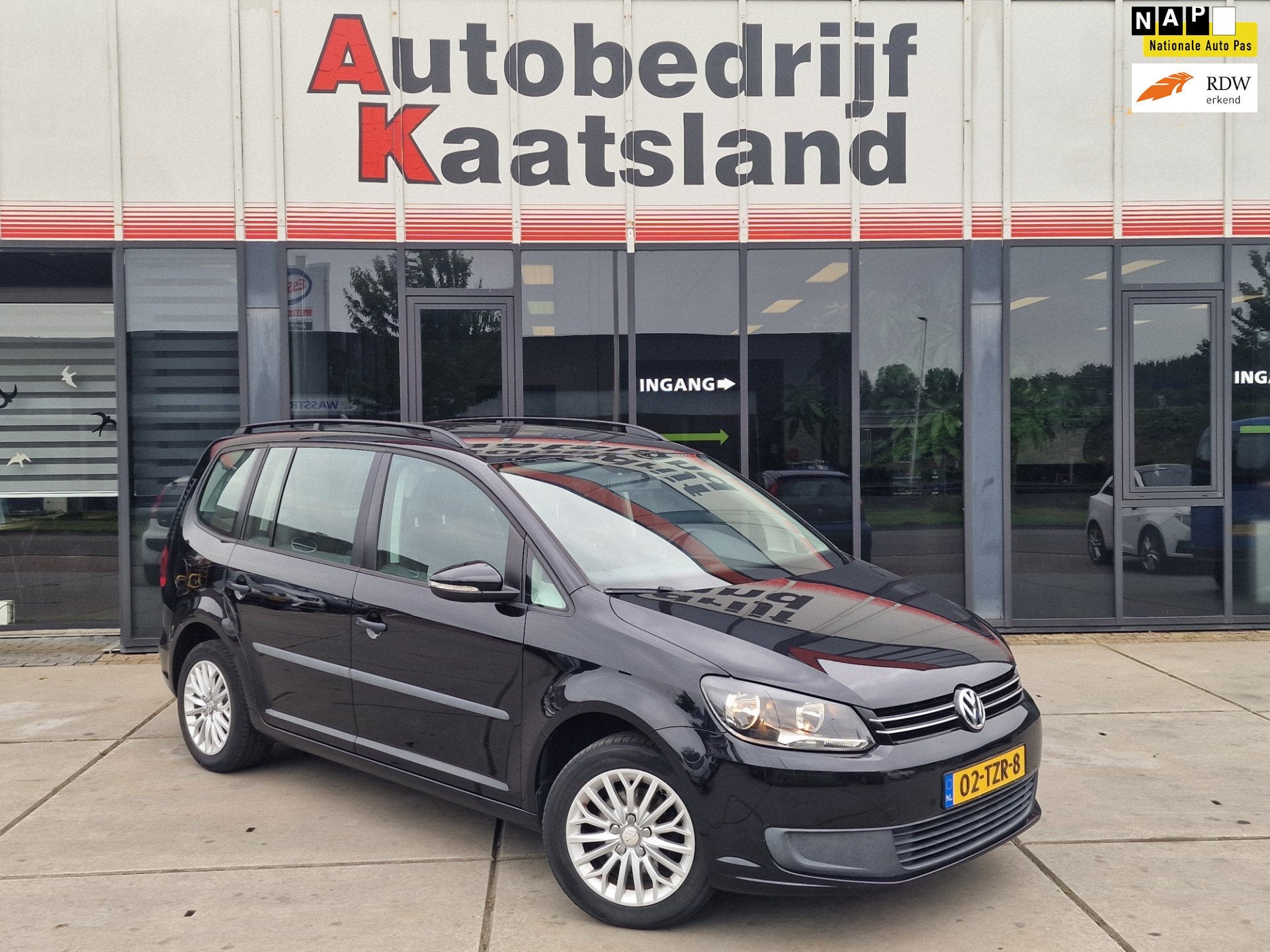 Volkswagen Touran 1.2 TSI Trendline BlueMotion - Navi - Clim, Auto's, Euro 5, Gebruikt, Zwart, 4 cilinders