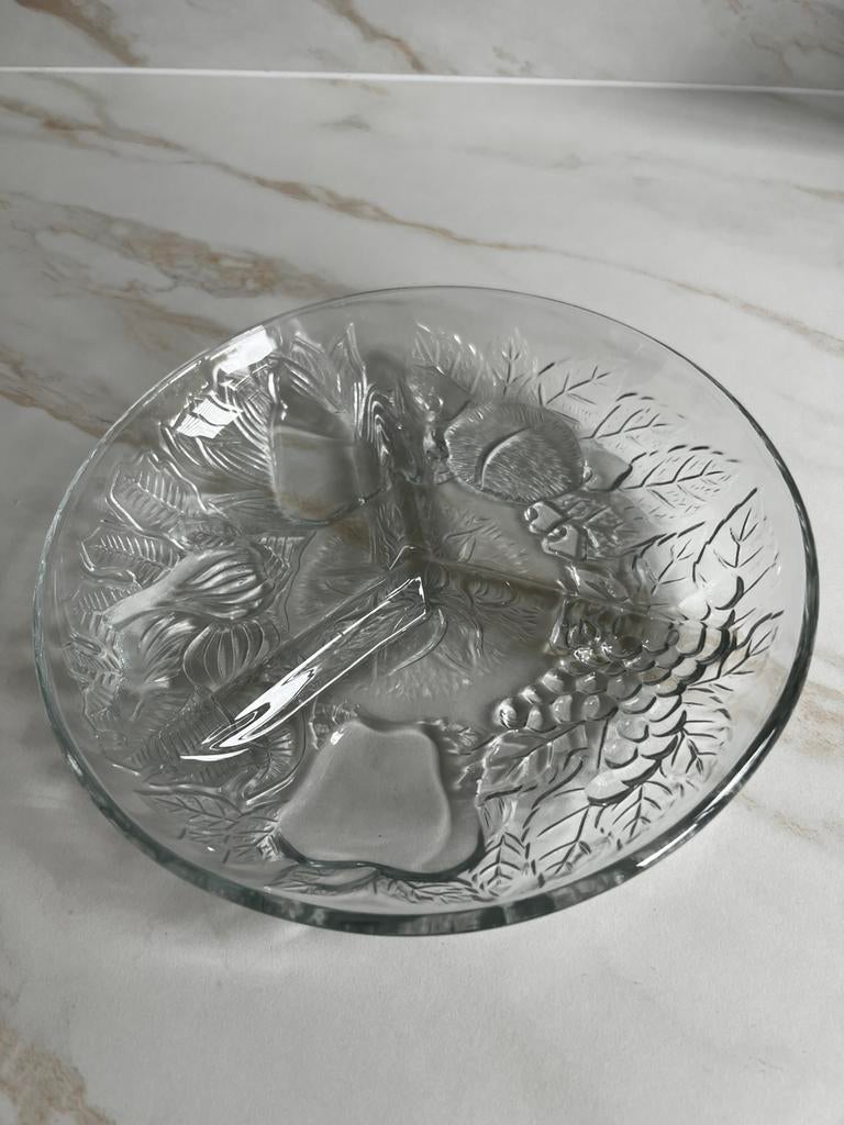 Glazen schaal met 3 vakjes en fruitfiguren, Huis en Inrichting, Ophalen of Verzenden, Zo goed als nieuw, Rond, Glas