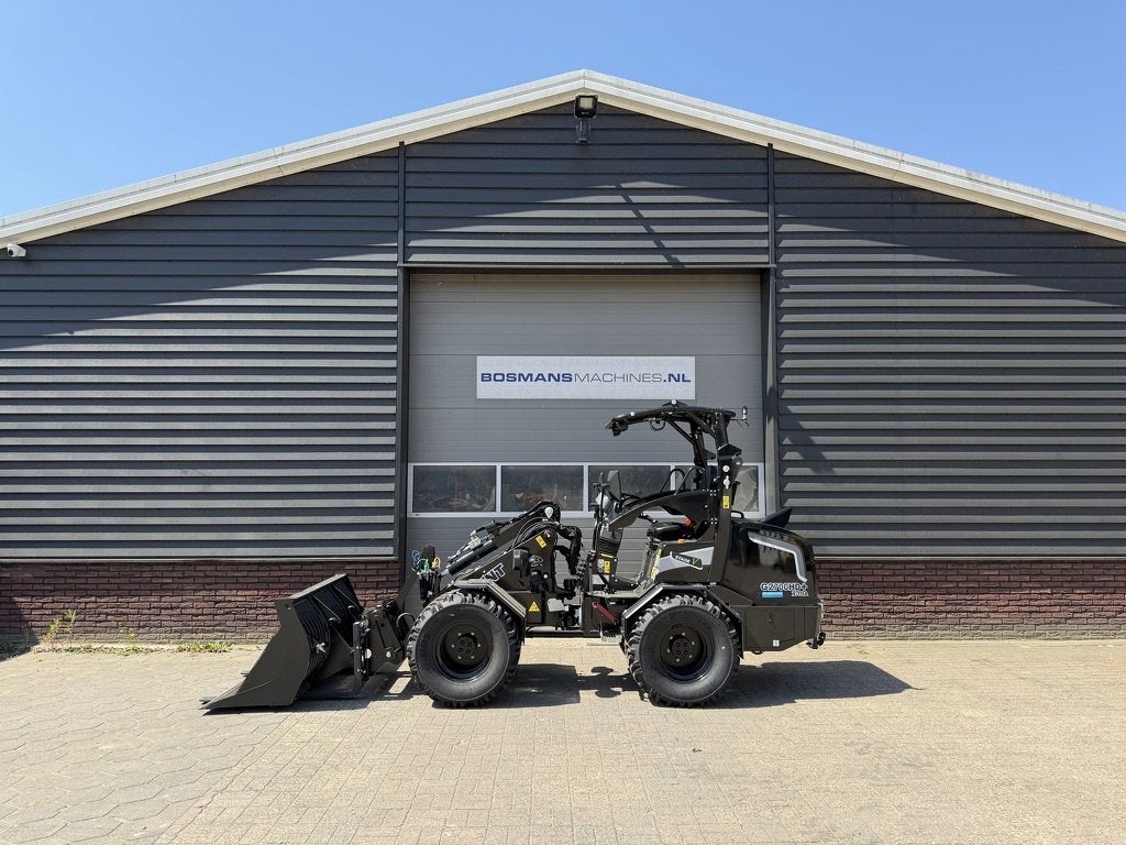 Giant G2700 X-TRA HD+ BLACK edition minishovel NIEUW tandemp, Tobroco, Info@tobroco.nl, Sprendlingenstraat 57
5061 KM  Oisterwijk, NL