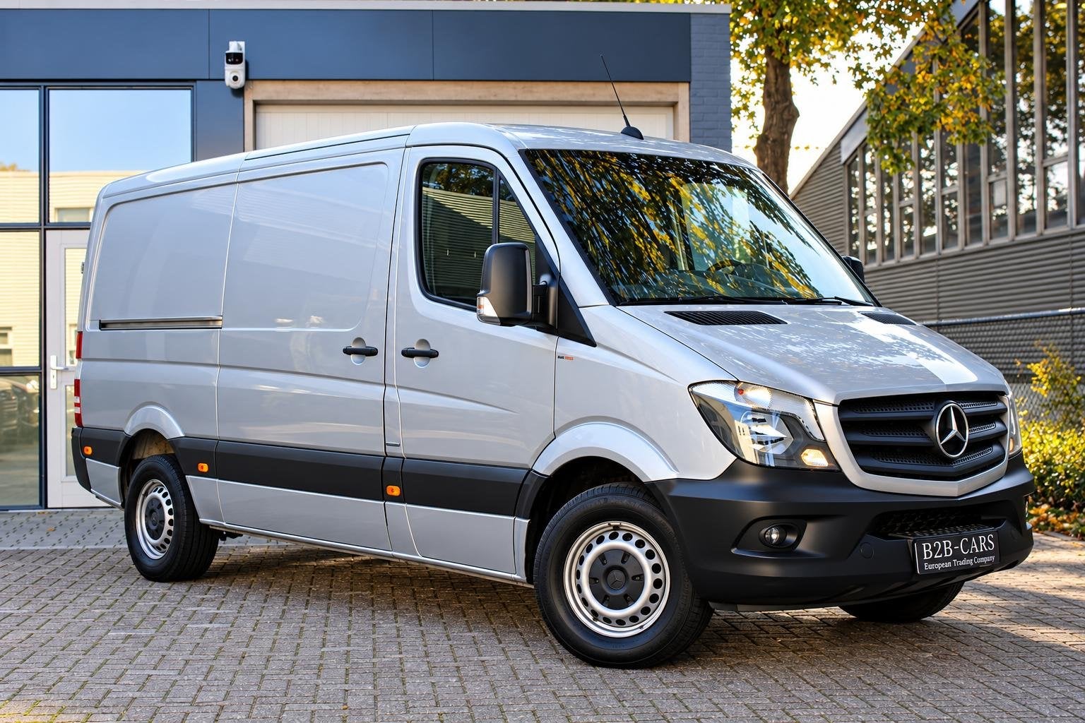 Mercedes-Benz Sprinter 311 2.2 CDI Automaat | L2/H1 | Airco, Auto's, Gebruikt, Euro 6, 2000 kg, Bedrijf
