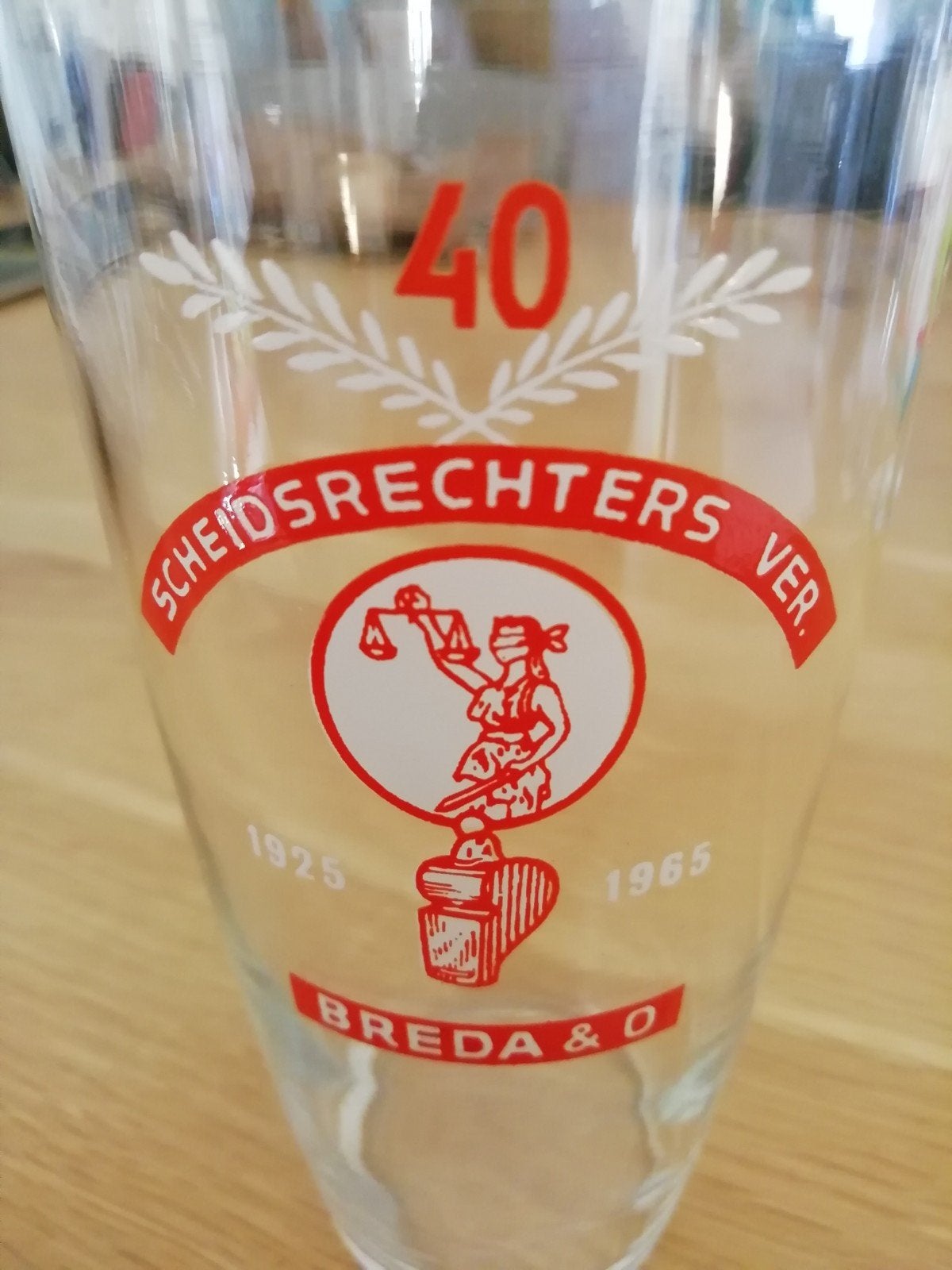 3 glazen  van scheidsrechters  40 jaar bestaan breda en omge, Ophalen of Verzenden, Frisdrankglas