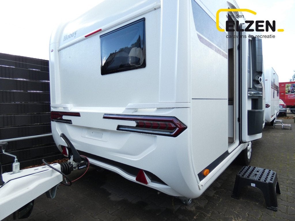 Hobby De Luxe 460 SFF Model 2027, Caravans en Kamperen, Overige typen, Kachel, Hobby, Bedrijf